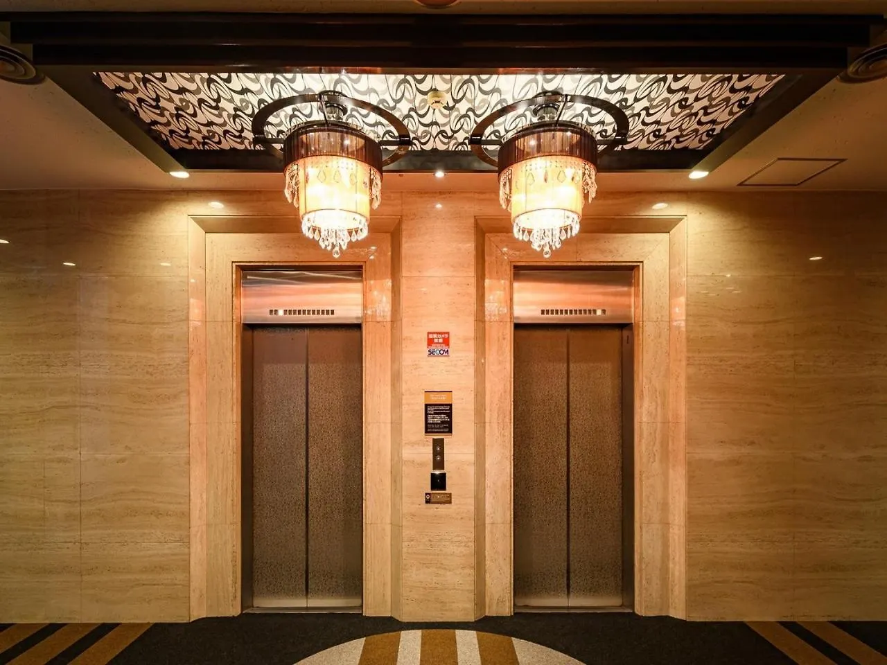 Apa Hotel Sapporo Odori Ekimae Minami