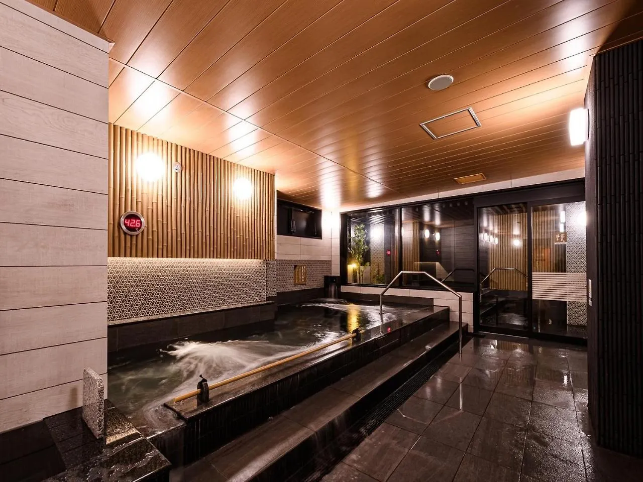 Apa Hotel Sapporo Odori Ekimae Minami